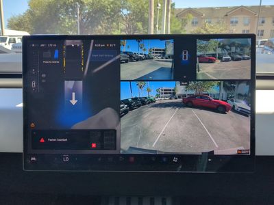 2024 Tesla Cybertruck - Photo 23