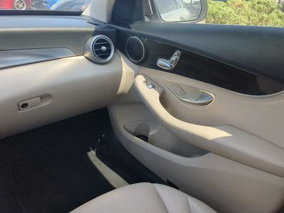 2015 Mercedes-Benz C-Class - Photo 17