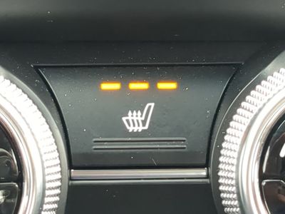 2023 Genesis G70 - Photo 24