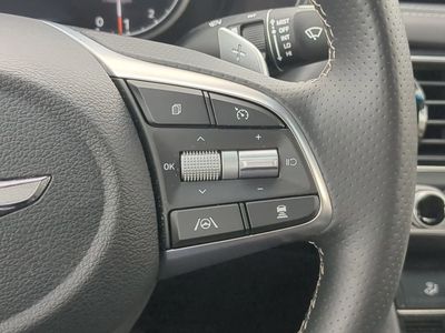 2023 Genesis G70 - Photo 28