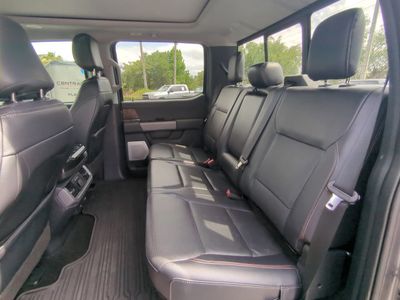 2023 Ford F-150 — photo 18 view