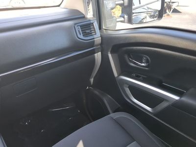 2024 Nissan Titan XD - Photo 19