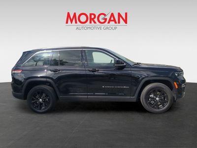 2023 Jeep Grand Cherokee - Photo 4