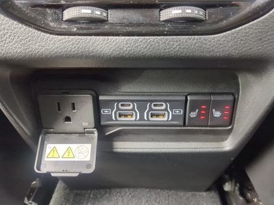 2023 Jeep Grand Cherokee - Photo 17
