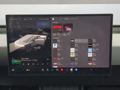 2024 Tesla Cybertruck - Photo 18