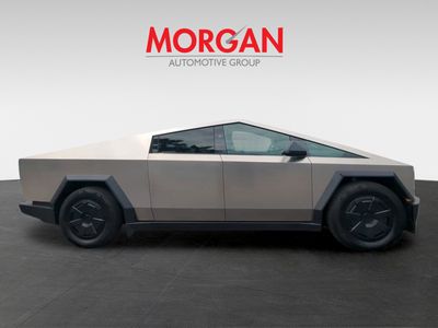 2024 Tesla Cybertruck - Photo 4