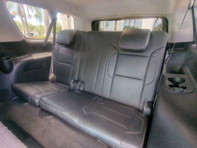 2017 Chevrolet Suburban - Photo 16