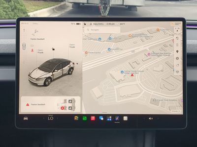 2024 Tesla Model 3 - Photo 24