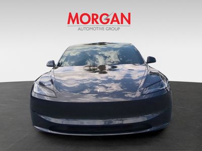 2024 Tesla Model 3 - Photo 3