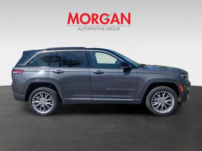 2022 Jeep Grand Cherokee - Photo 4