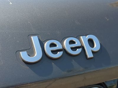 2022 Jeep Grand Cherokee - Photo 13