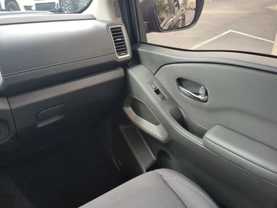 2024 Nissan Frontier - Photo 19