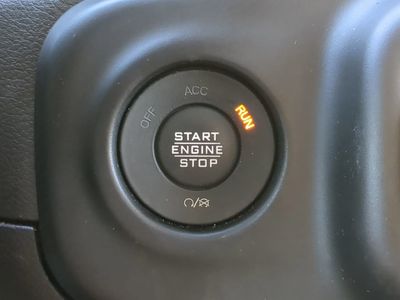 2023 Jeep Wrangler - Photo 33