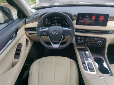 2025 INFINITI QX60 - Photo 18