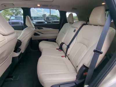 2025 INFINITI QX60 - Photo 16