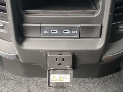 2026 Ram 1500 — photo 16 view