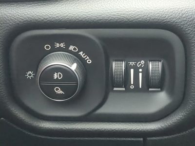 2026 Ram 1500 — photo 28 view