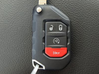 2026 Jeep Wrangler - Photo 33