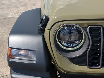 2026 Jeep Wrangler - Photo 10