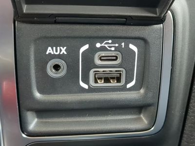 2026 Jeep Wrangler - Photo 23