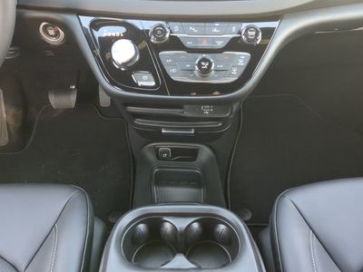 2026 Chrysler Voyager - Photo 22