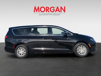 2026 Chrysler Voyager - Photo 4