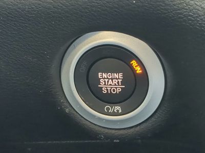 2026 Chrysler Voyager - Photo 35