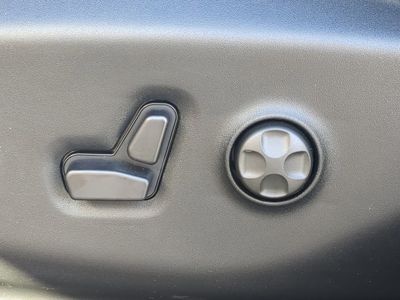 2026 Chrysler Voyager - Photo 23