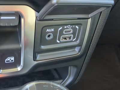 2026 Jeep Wrangler - Photo 22