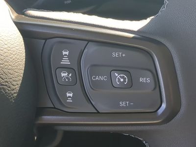 2026 Jeep Wrangler - Photo 25