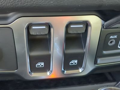 2026 Jeep Wrangler - Photo 23