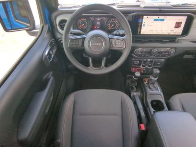 2026 Jeep Wrangler — photo 17 view