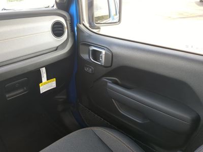 2026 Jeep Wrangler — photo 18 view