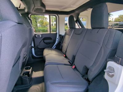 2026 Jeep Wrangler — photo 15 view