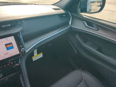 2026 Jeep Grand Cherokee — photo 19 view