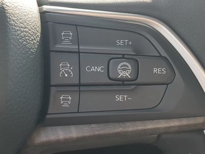 2026 Jeep Grand Cherokee — photo 28 view
