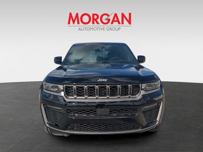 2026 Jeep Grand Cherokee — photo 9 view