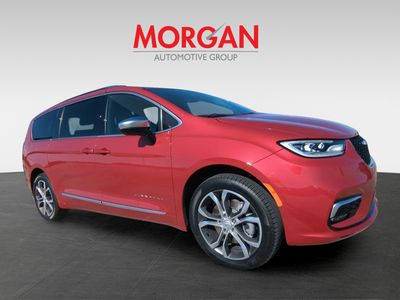 2026 Chrysler Pacifica — side profile view