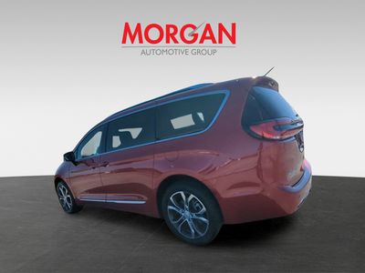 2026 Chrysler Pacifica — photo 7 view