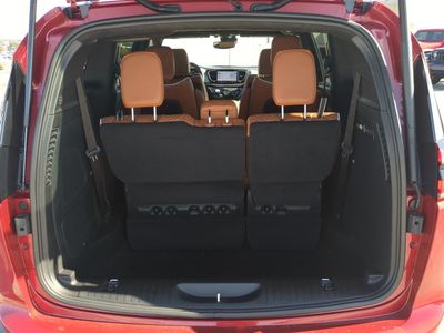 2026 Chrysler Pacifica — photo 14 view
