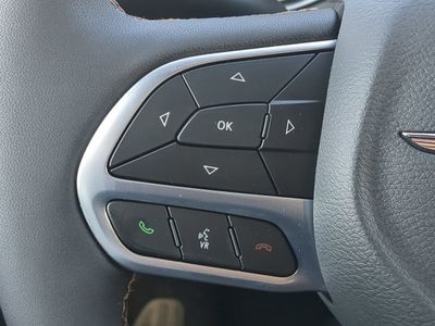 2026 Chrysler Pacifica — photo 34 view