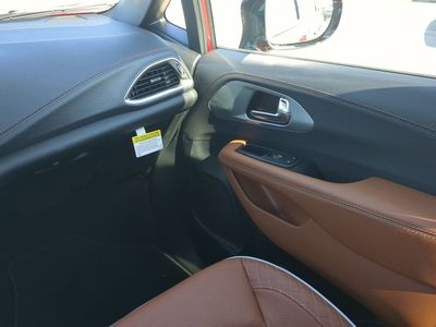 2026 Chrysler Pacifica — photo 23 view