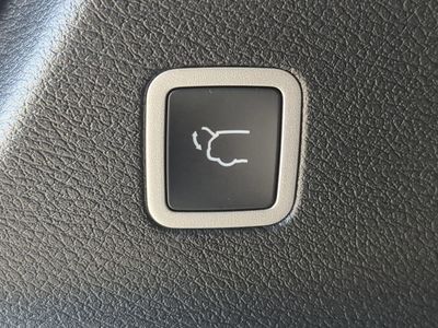 2026 Chrysler Pacifica — photo 15 view
