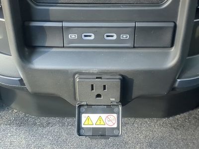 2026 Ram 1500 — photo 16 view