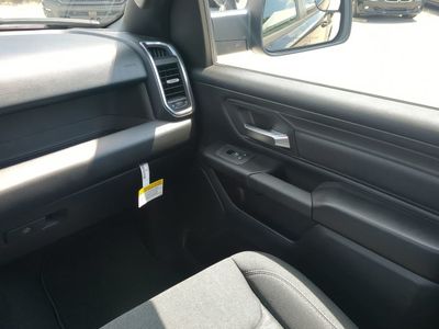 2026 Ram 1500 — photo 18 view