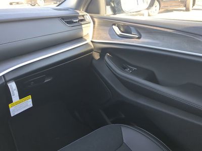 2026 Jeep Grand Cherokee — photo 20 view