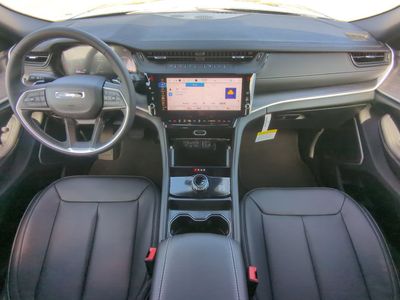 2026 Jeep Grand Cherokee — photo 18 view