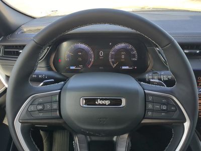 2026 Jeep Grand Cherokee — photo 34 view