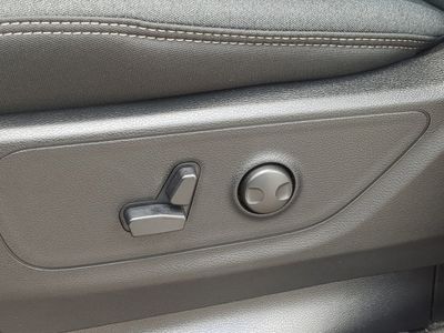 2026 Ram 1500 — photo 21 view