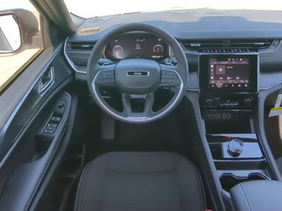2026 Jeep Grand Cherokee - Photo 18